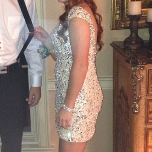 mori lee homecoming dress size 4 - Picture 3 of 8